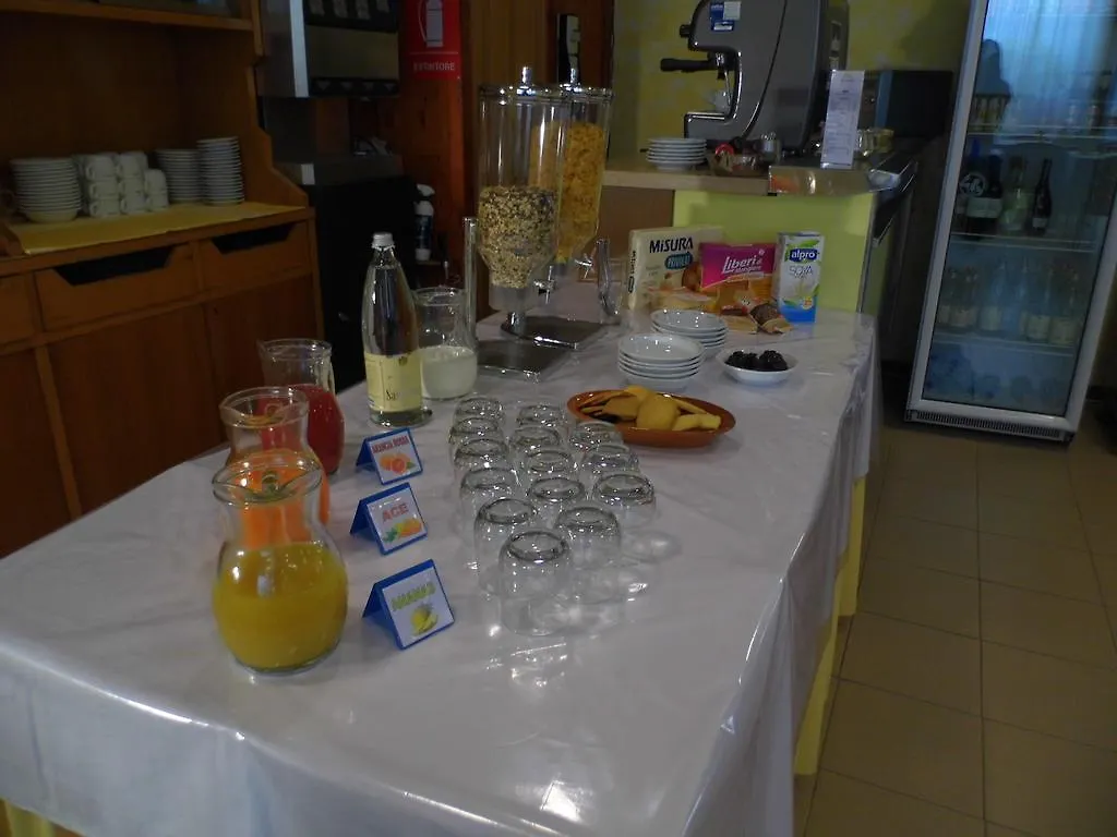 Hotel Ely Viareggio