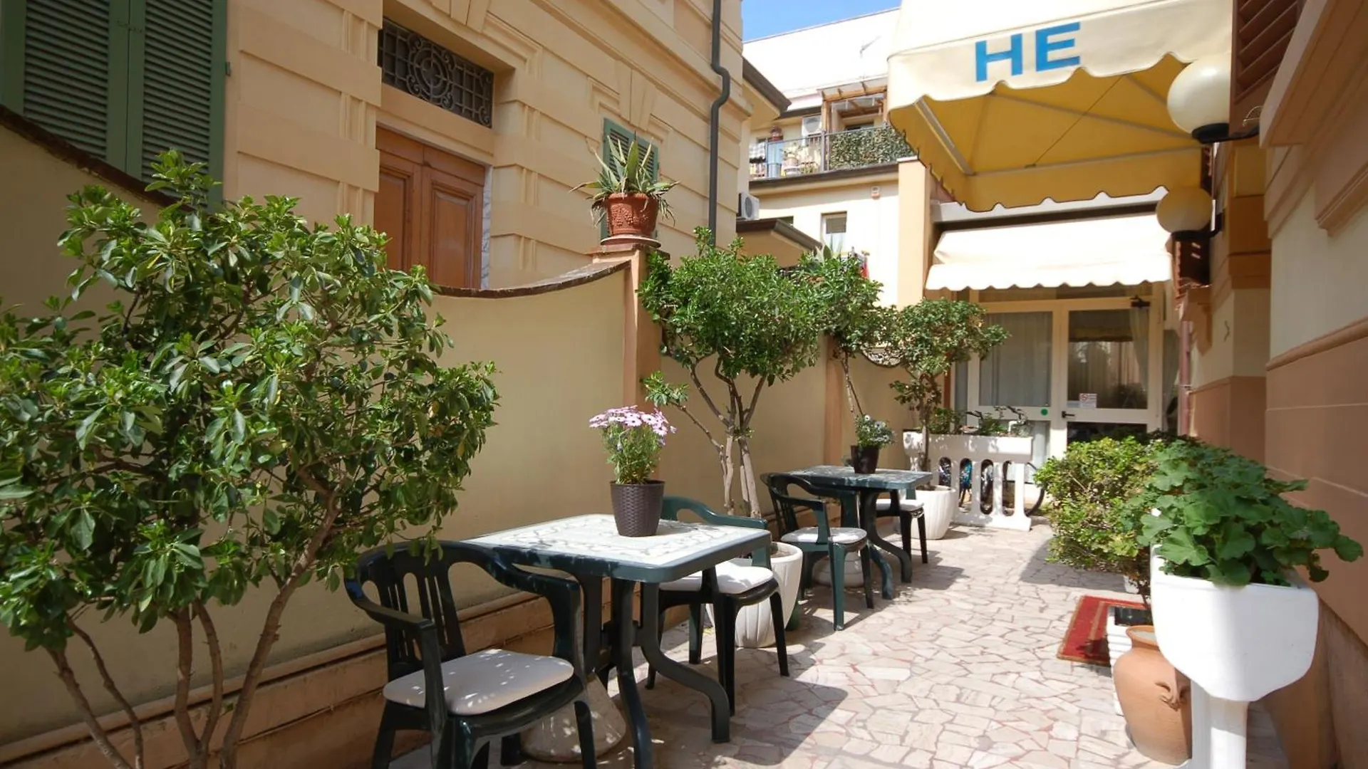 Hotel Ely Viareggio