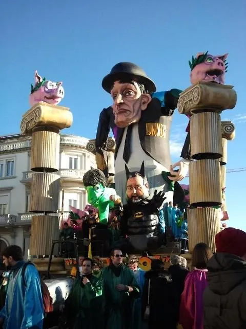 **  Hotel Ely Viareggio Italy