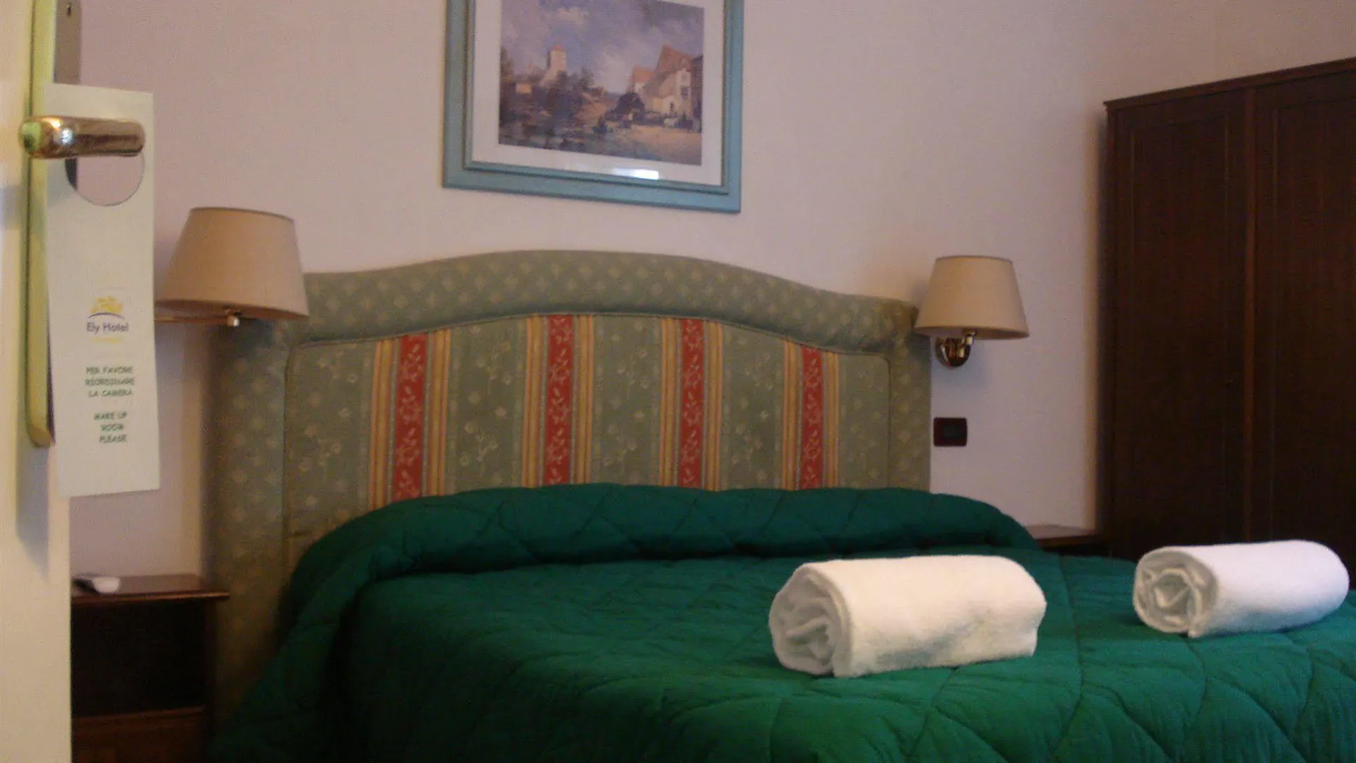 Hotel Ely 비아레지오