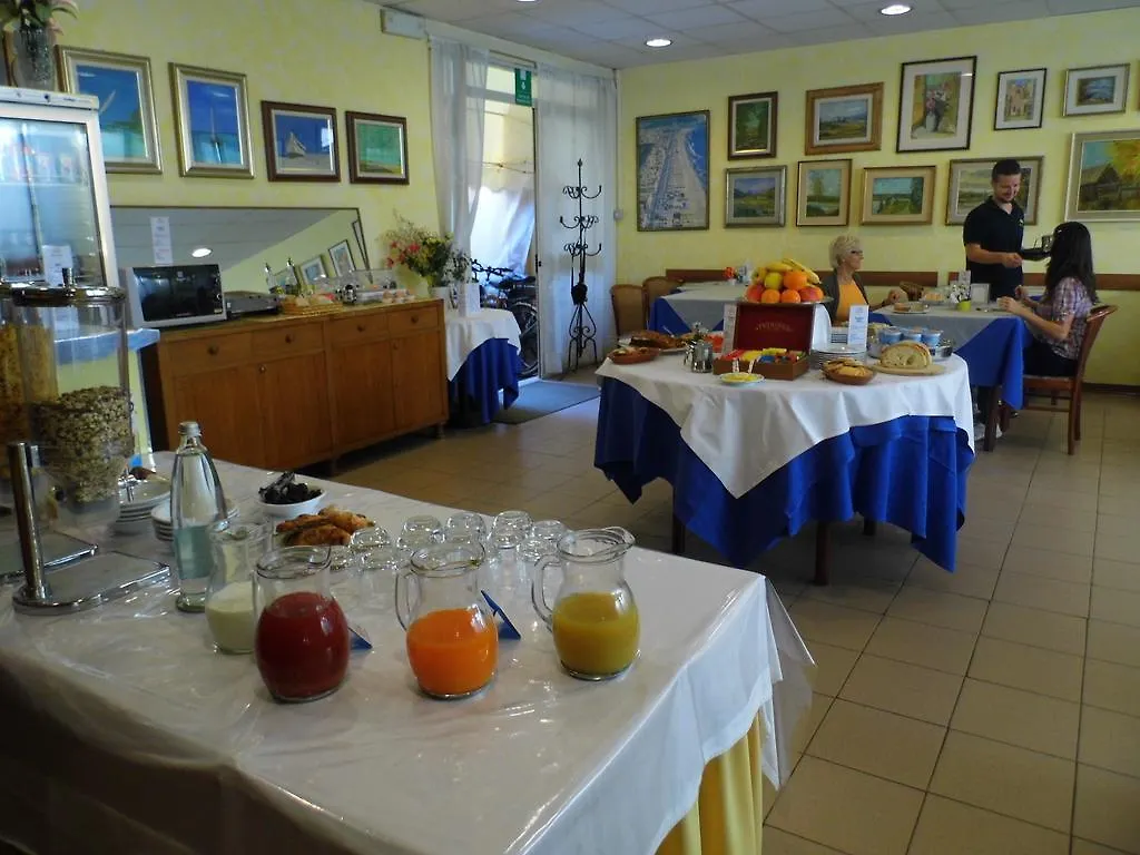 Hotel Ely Viareggio