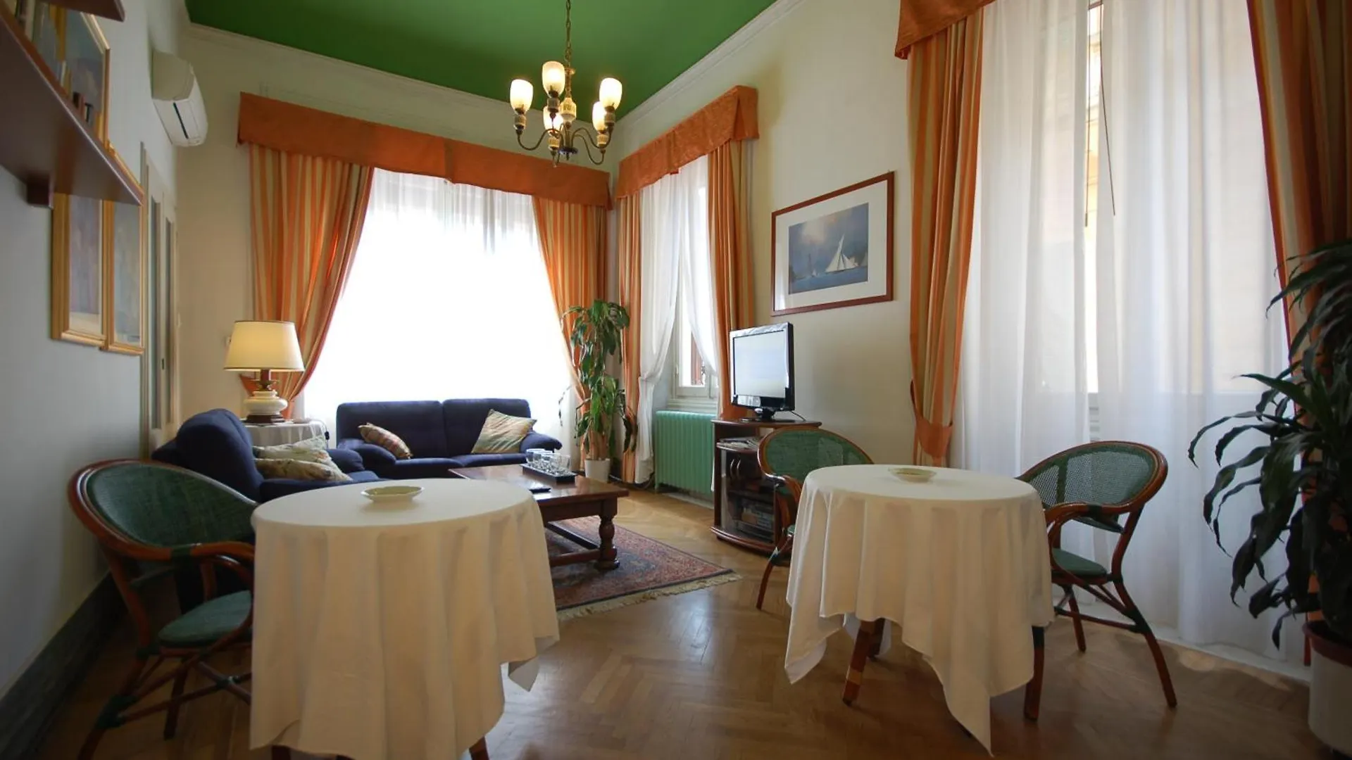 Hotel Ely Viareggio