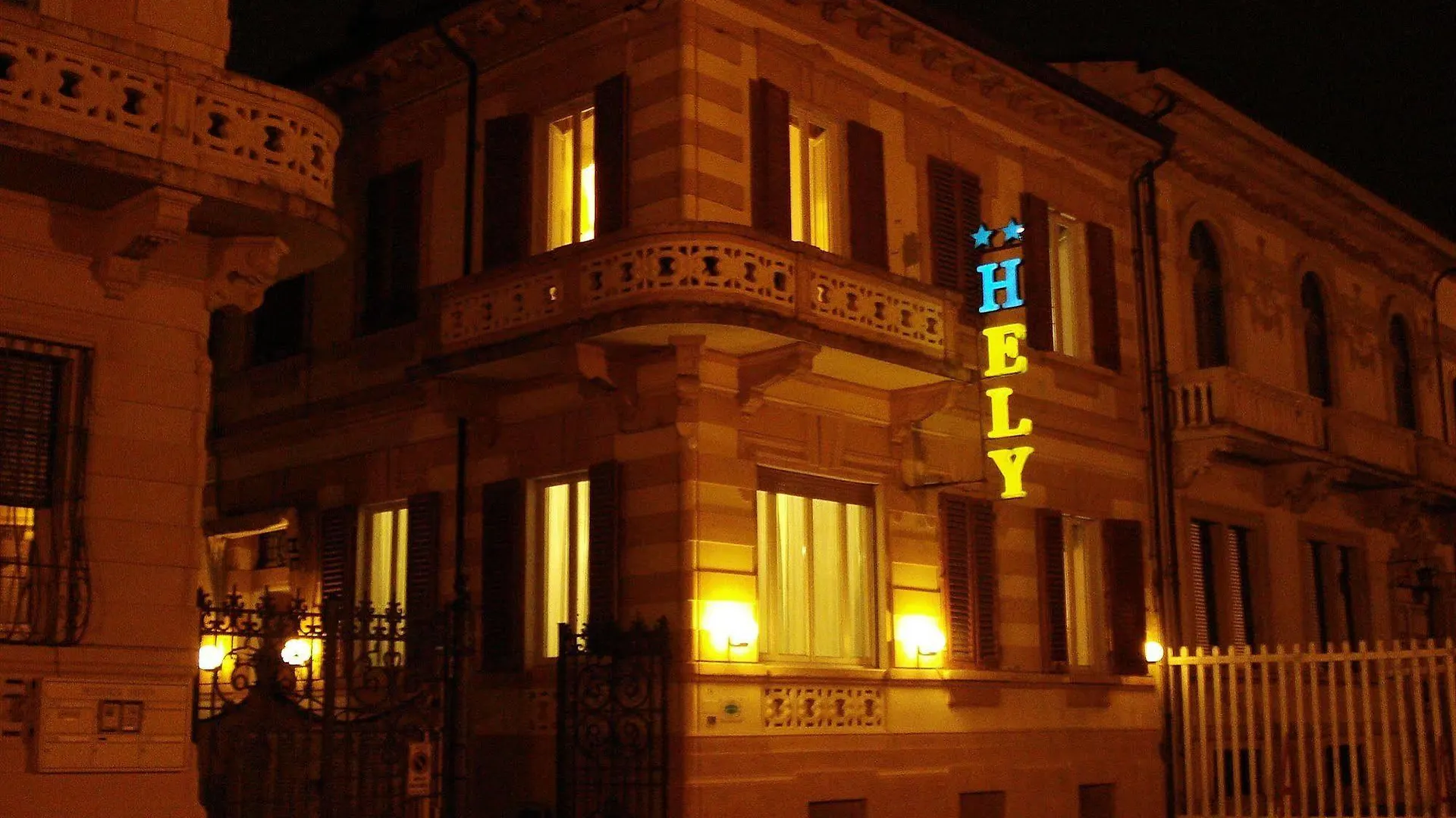 Hotel Ely Viareggio