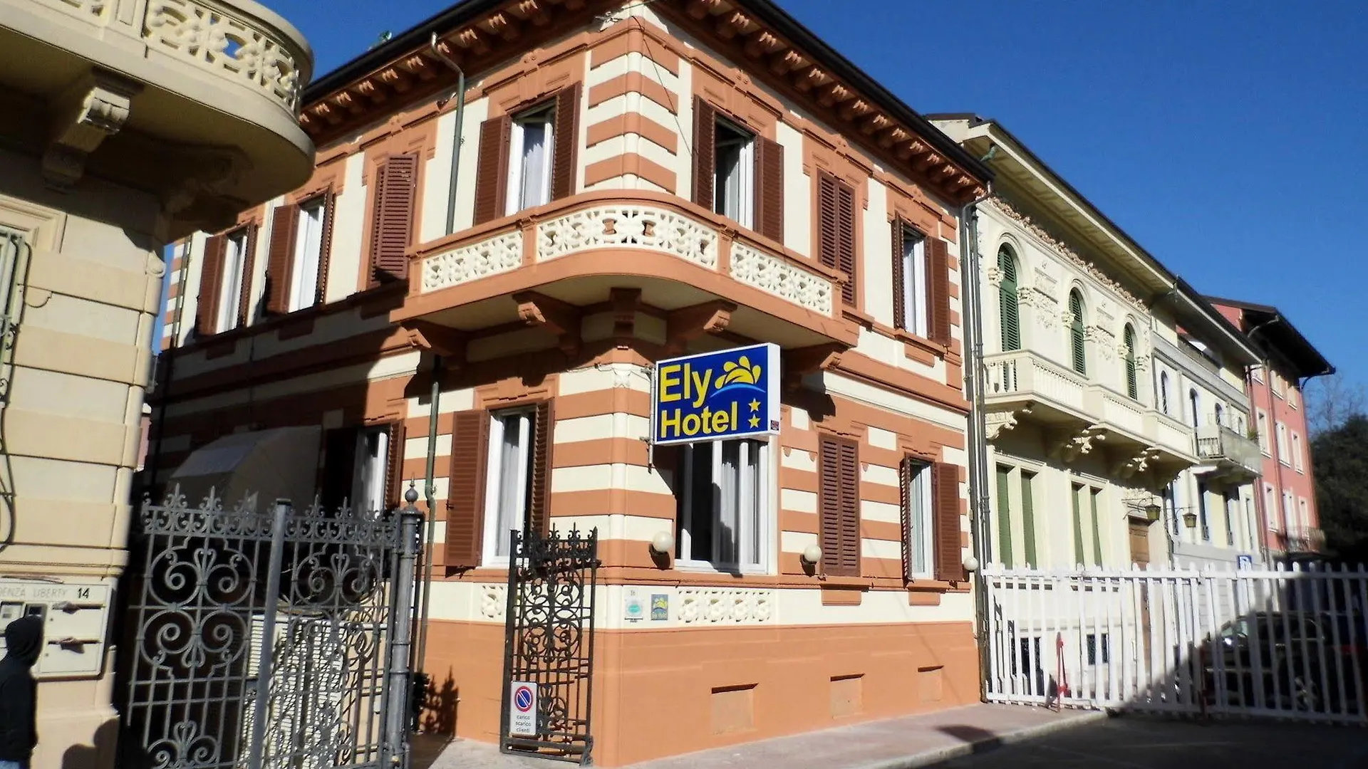Hotel Ely Viareggio